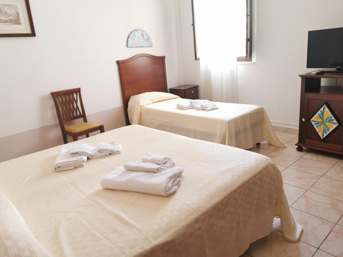 I Cappuccini Rooms Κατάνια Εξωτερικό φωτογραφία