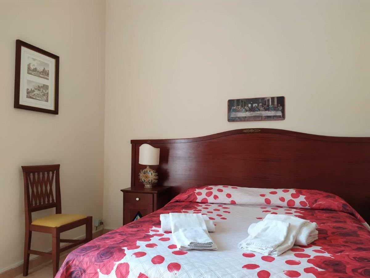 I Cappuccini Rooms Κατάνια Εξωτερικό φωτογραφία